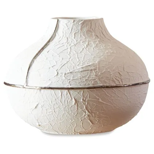 11" Parchment Wide Vase - Matte White/Silver - Global Views