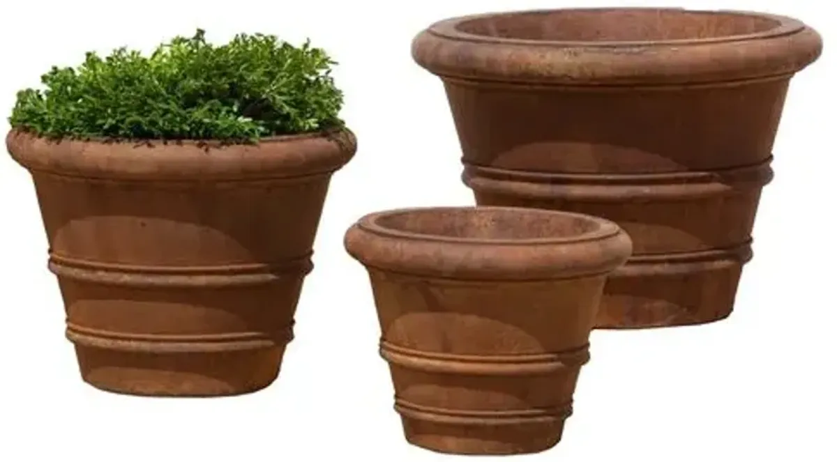 Classic Rolled-Rim Outdoor Planter - Rustic Iron - Campania International - Brown - 12"