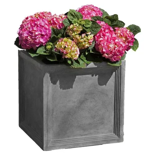 Sandhurst Outdoor Planter - Lead - Campania International - Gray - 22"