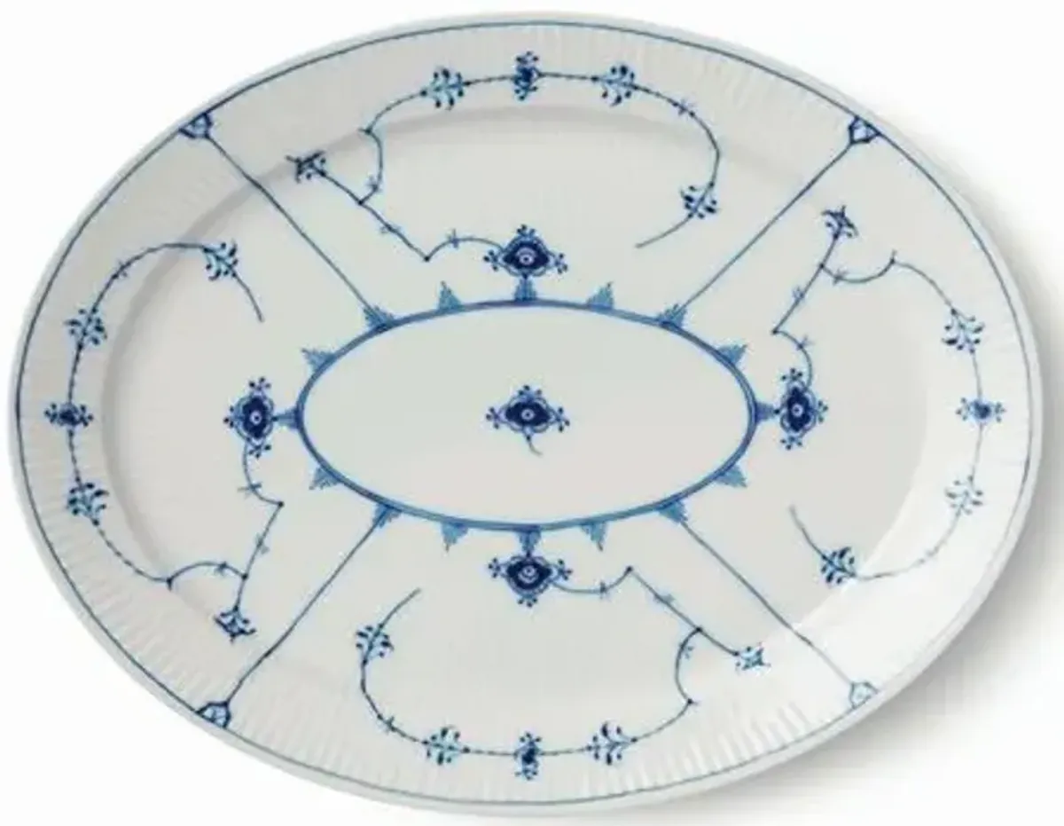 Fluted Oval Accent Plate - White/Blue - Royal Copenhagen