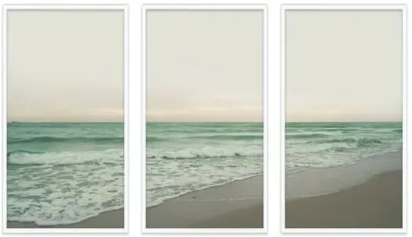 Christine Flynn - South Beach Triptych Photograph - Green