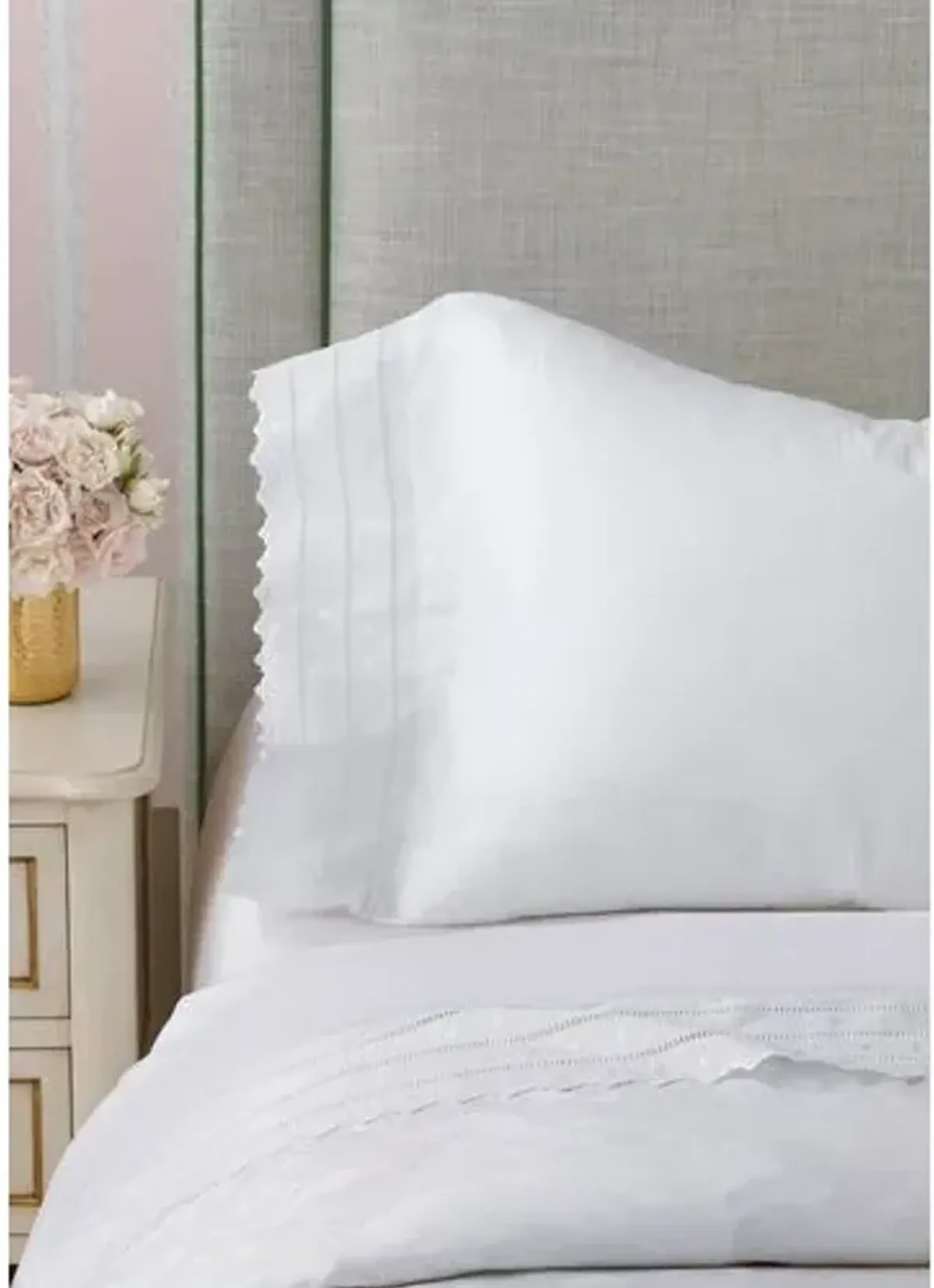 Harper Sheet Set - White, 300 Thread Count, Egyptian Cotton Sateen, Soft and Luxurious