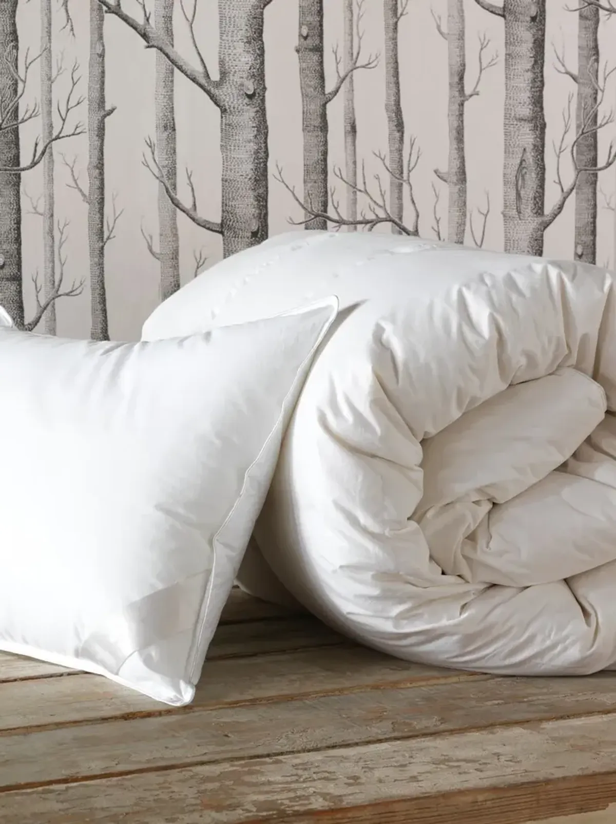 Loure Medium Pillow, White