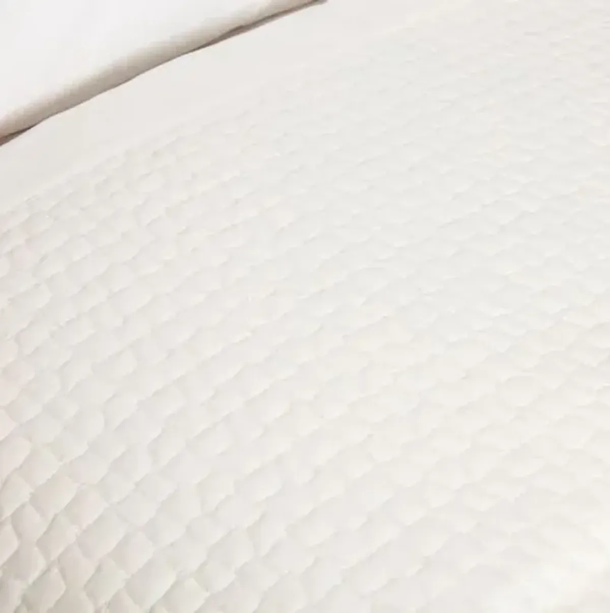 Hamilton Coverlet - Peacock Alley - White