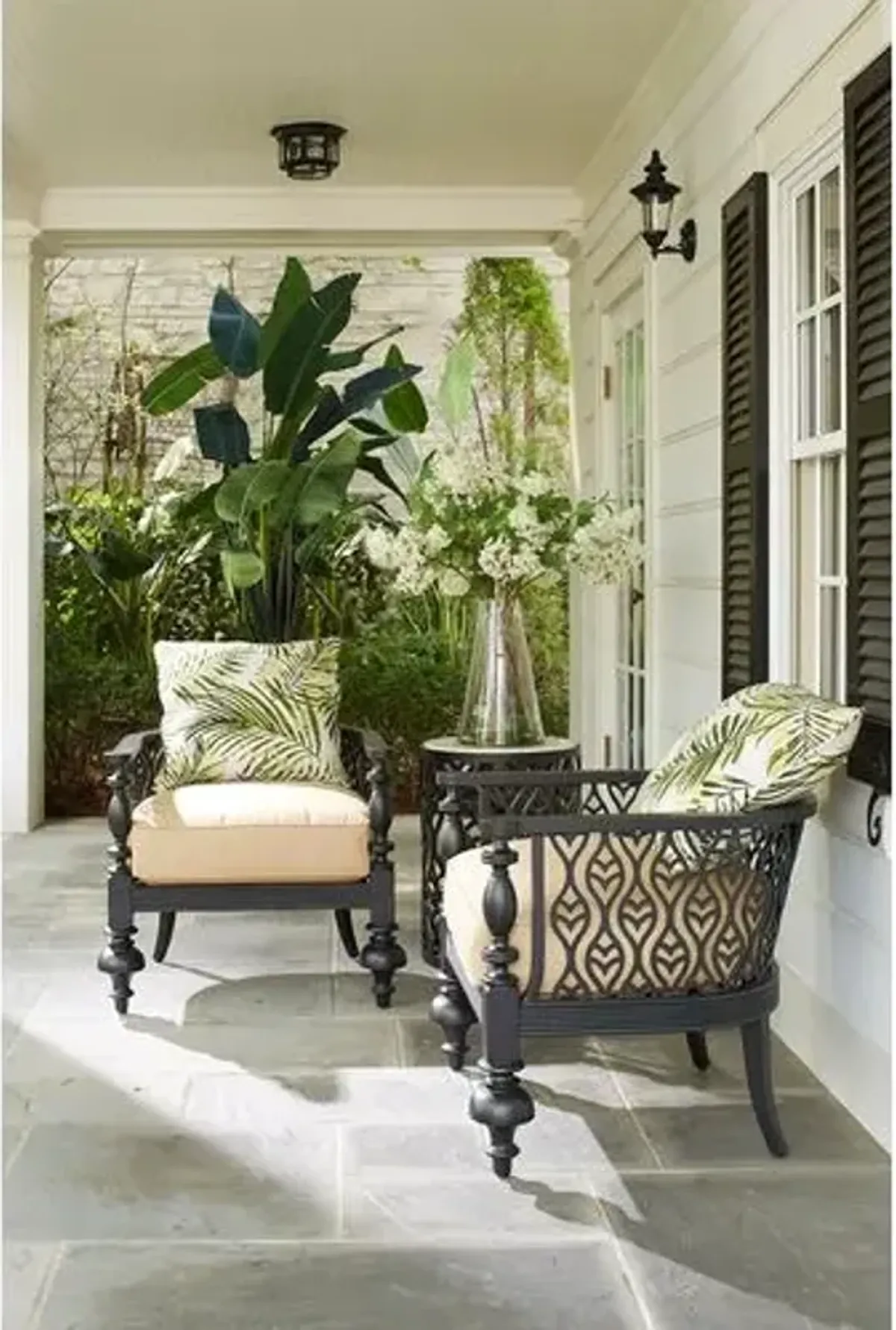 Hemingway Plantation Round Outdoor Side Table - Black - Lane Venture - White