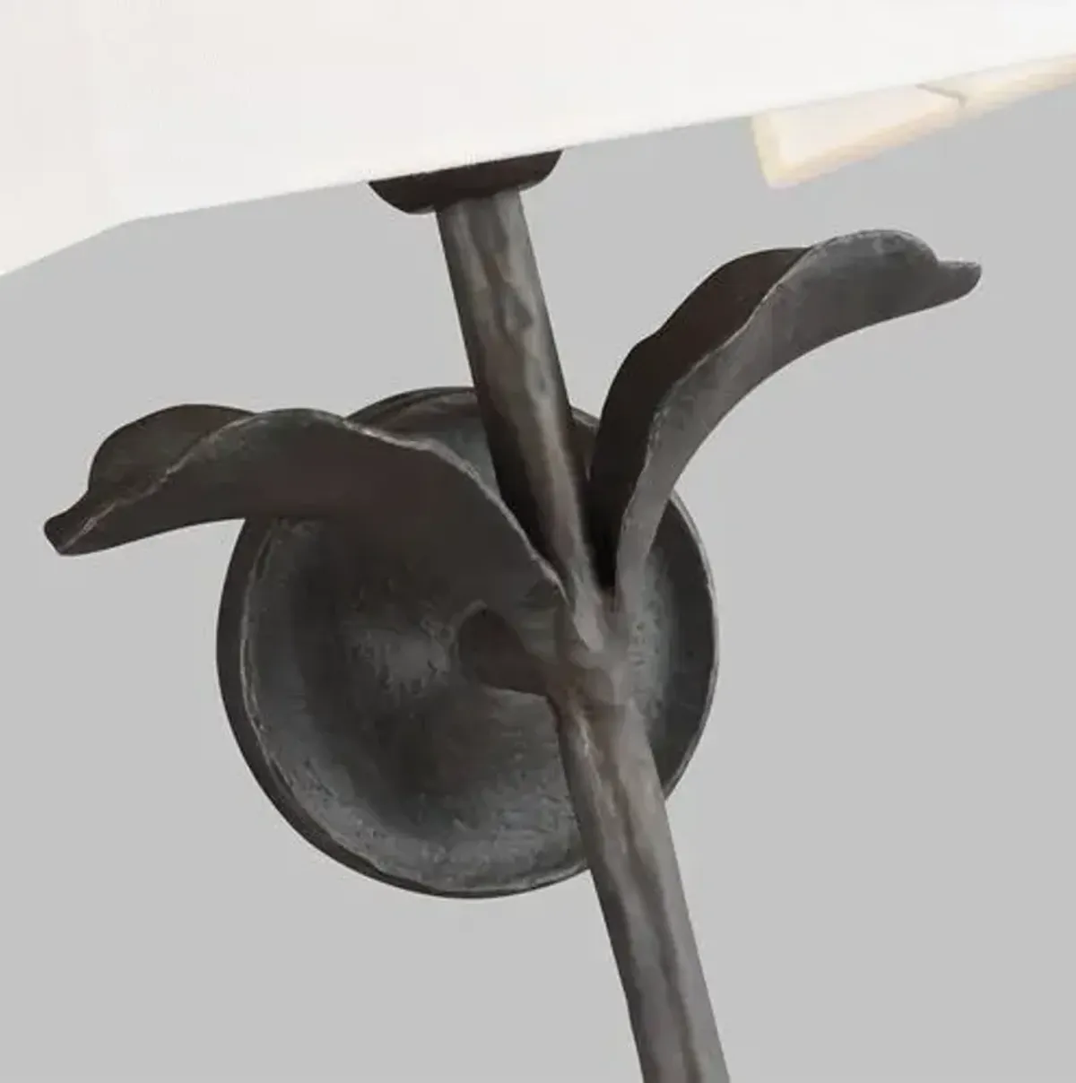 Visual Comfort - Georgia Sconce - Aged Iron - Black