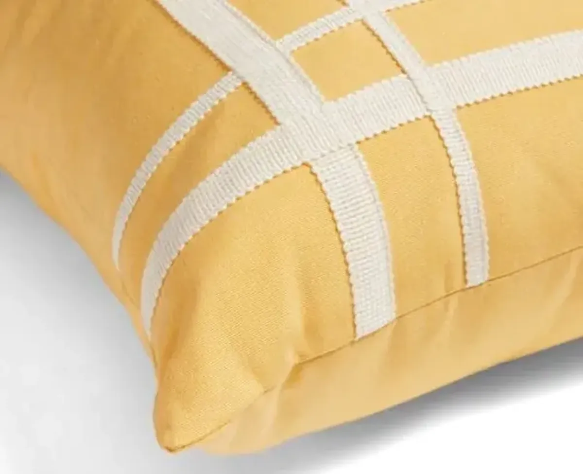 Kit Outdoor Pillow - Yellow/White