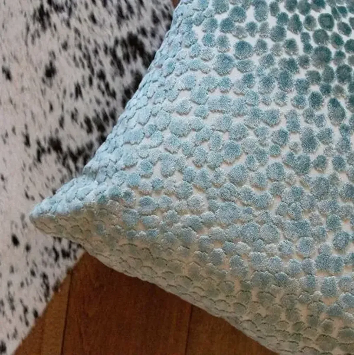 Pebbles 14x20 Lumbar Pillow - Teal Velvet - The Piper Collection