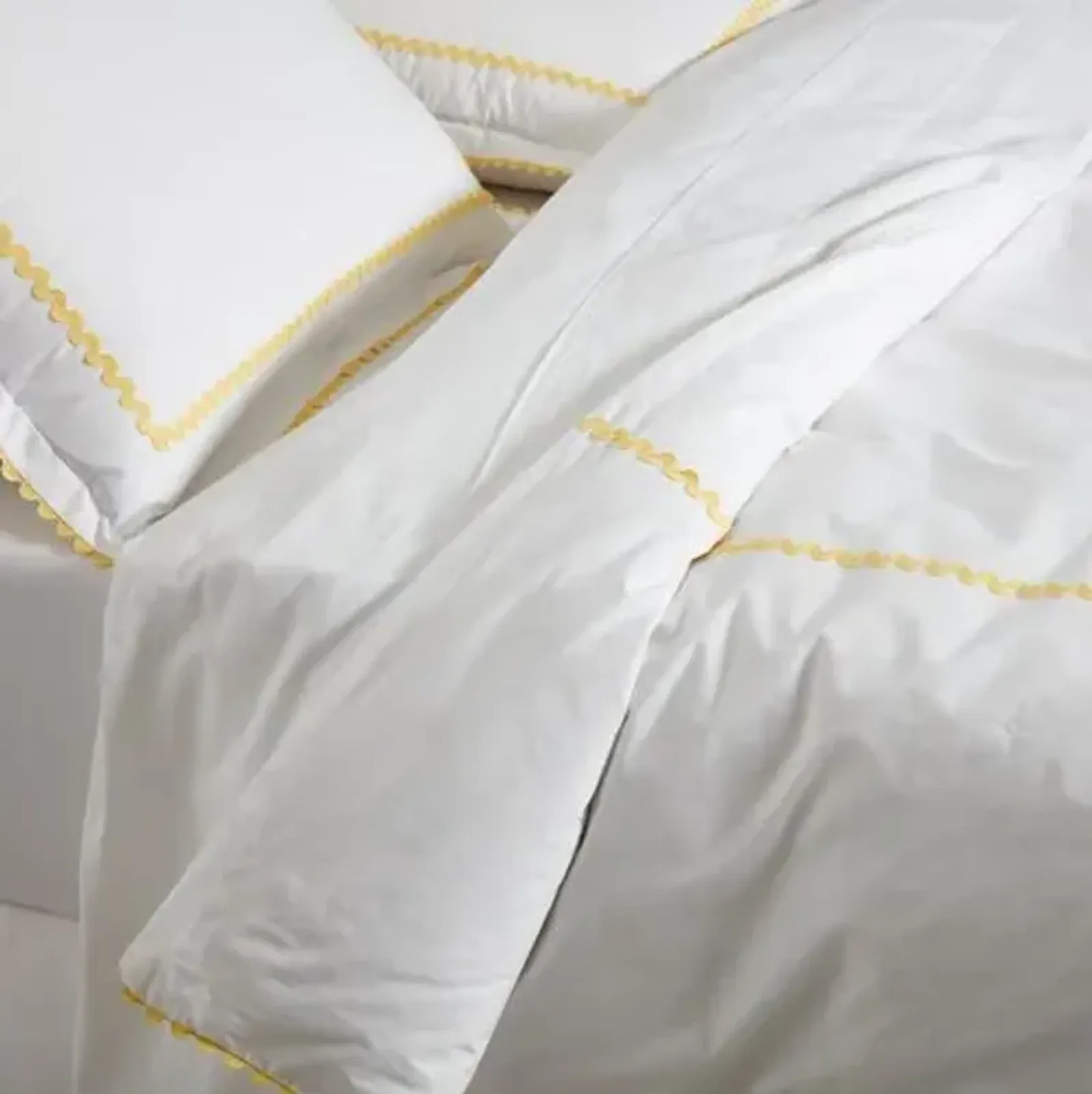 April Duvet Set - Yellow