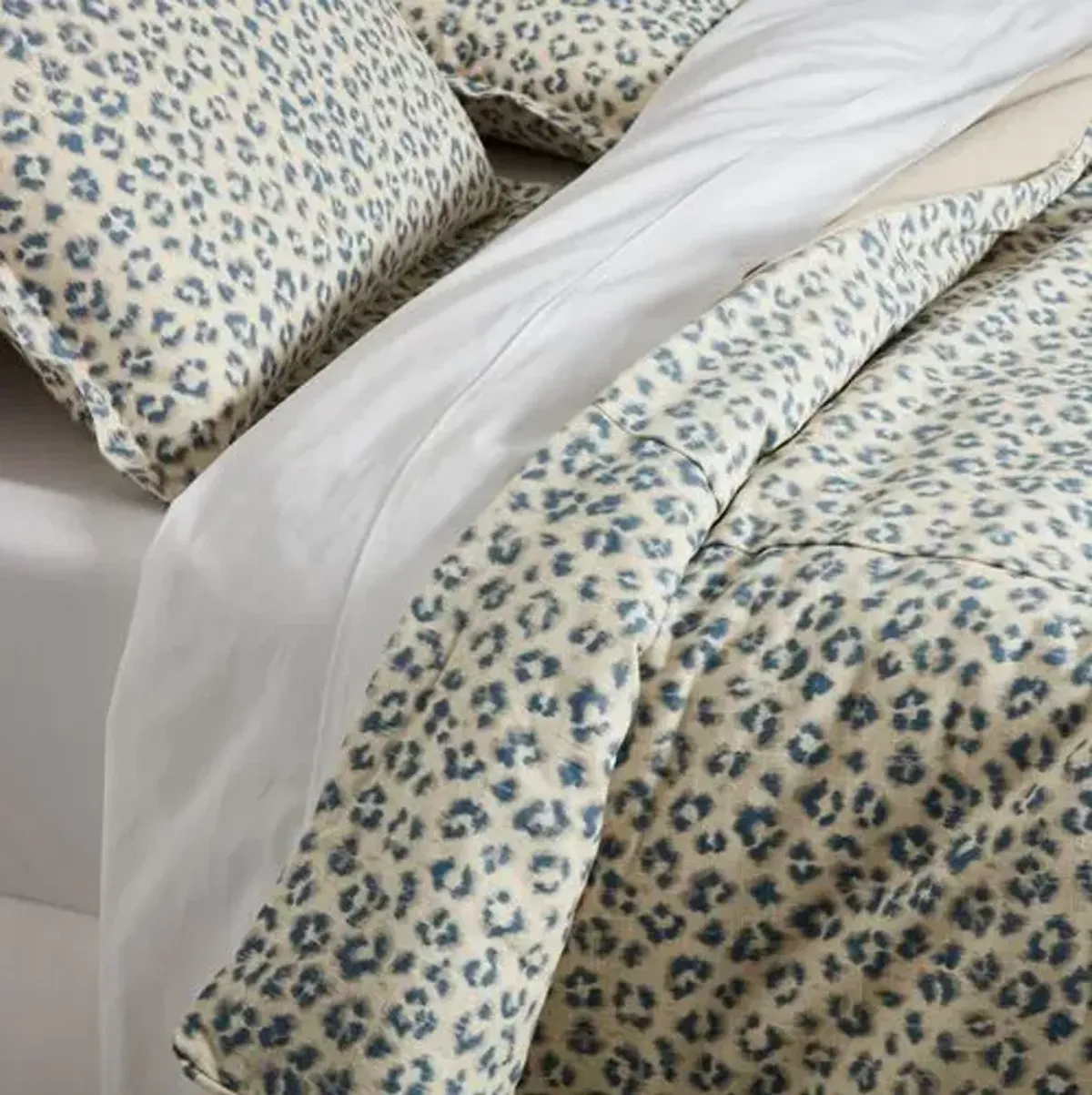 Carrie Leopard Duvet Cover - Blue