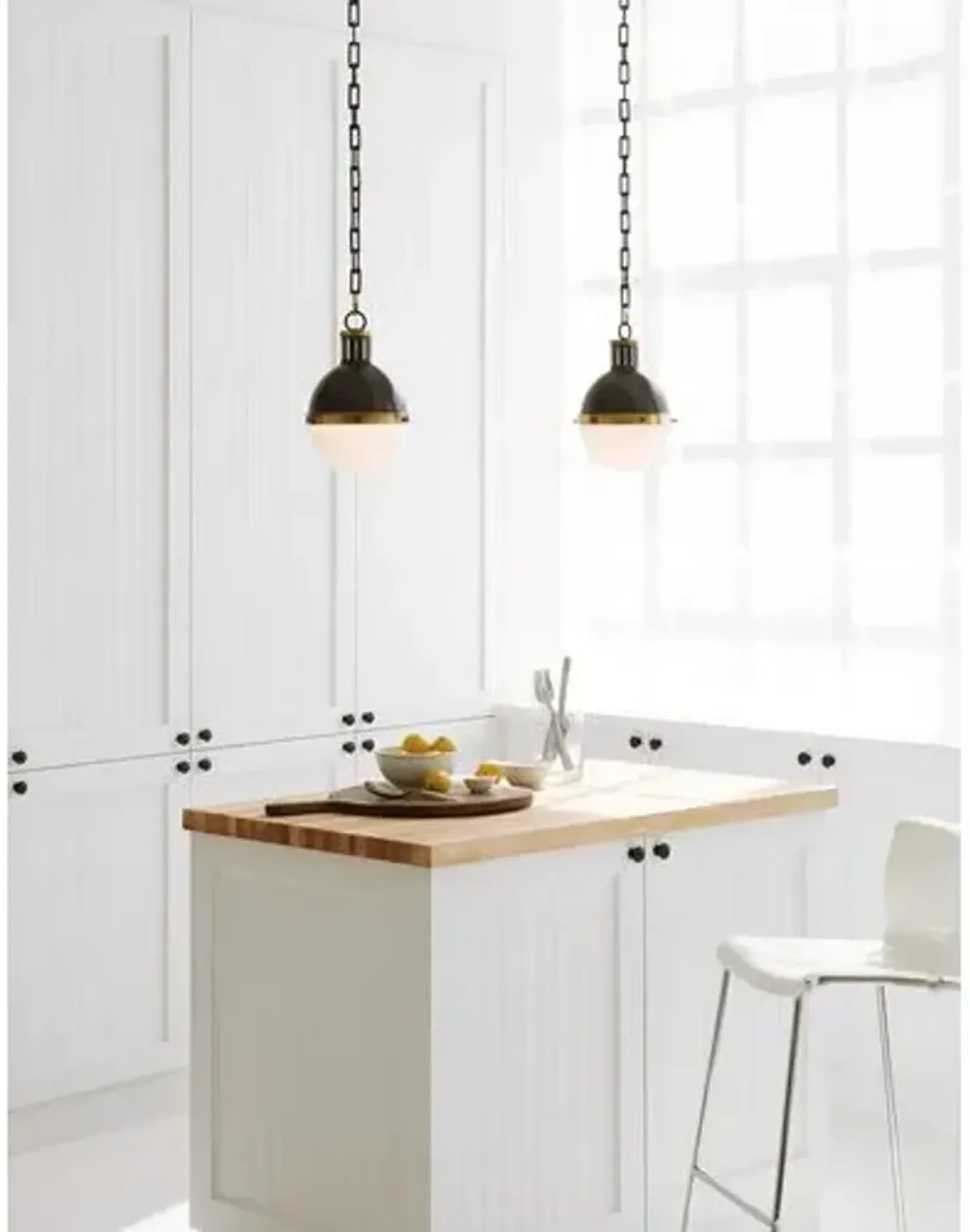 Visual Comfort - Hicks Pendant - Bronze - Black