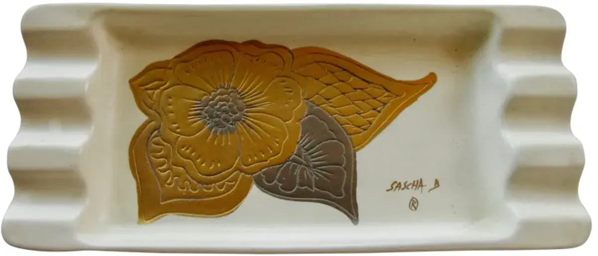 Sascha Brastoff Camellia Trays Set of 3 - The Emporium Ltd. - White