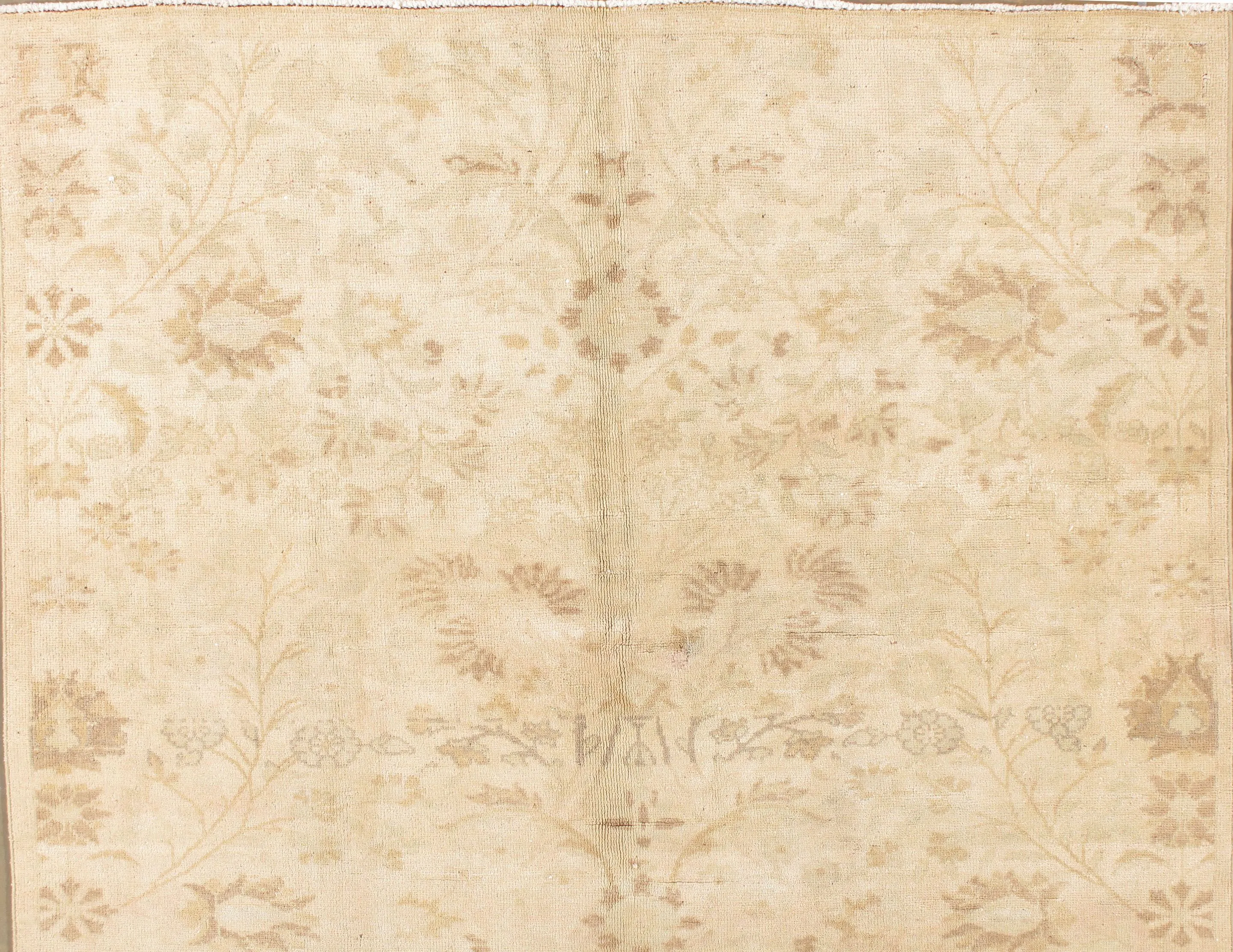 Turkish Oushak Rug - 5'5" x 9' - Beige - Beige