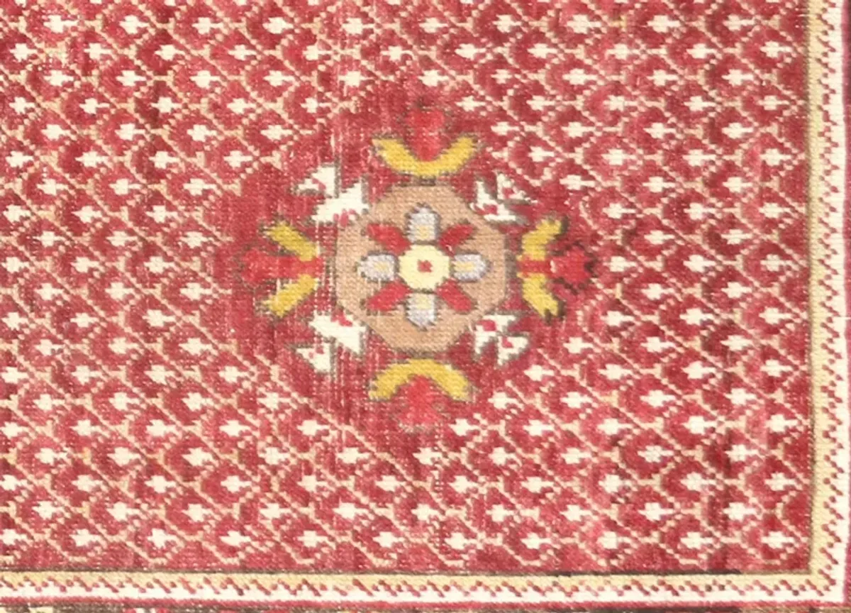 1960s Turkish Oushak Rug - 3'11" x 7'4" - Nalbandian - Red - Red