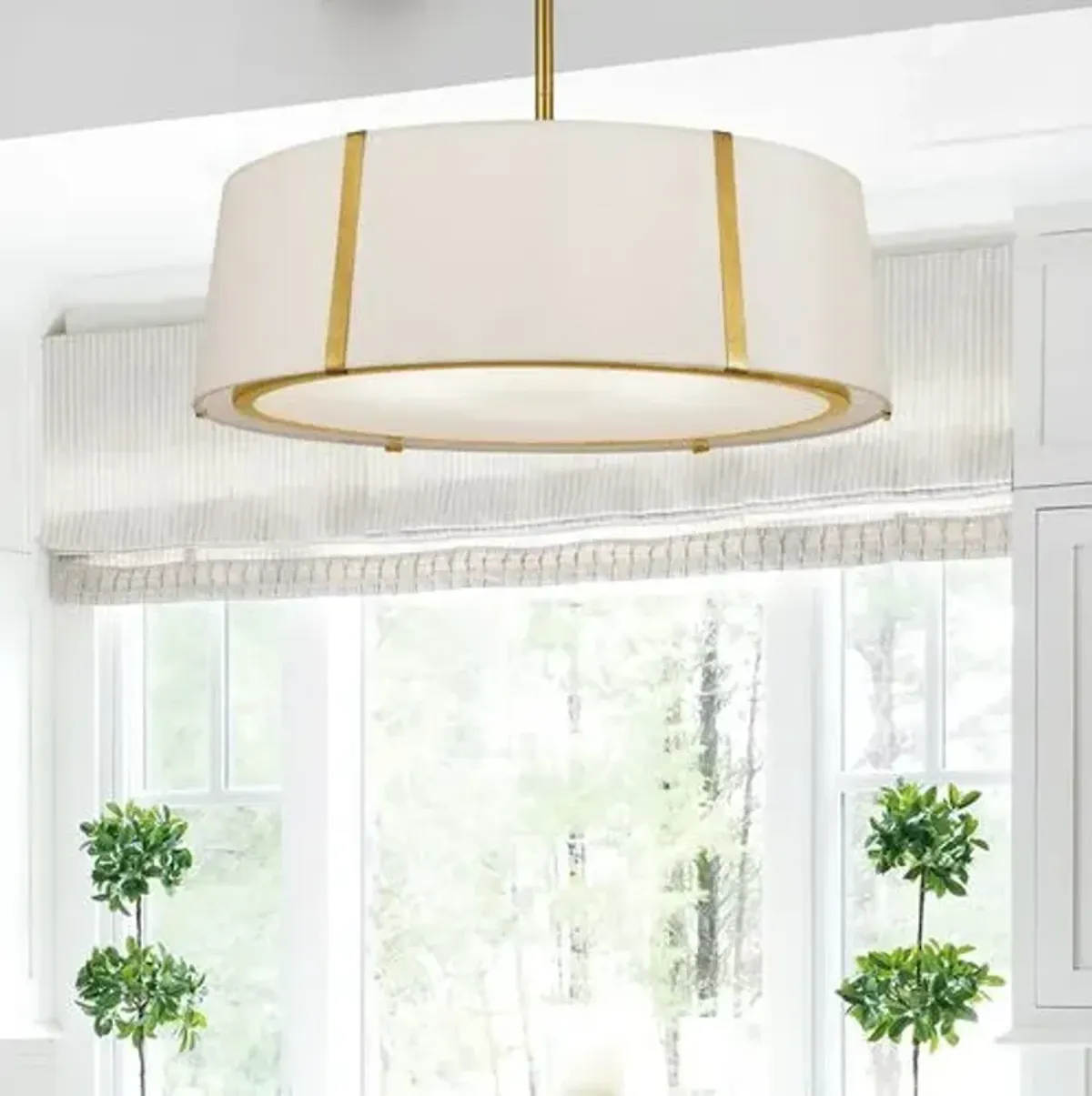 Fulton Chandelier - Antiqued Gold - Crystorama