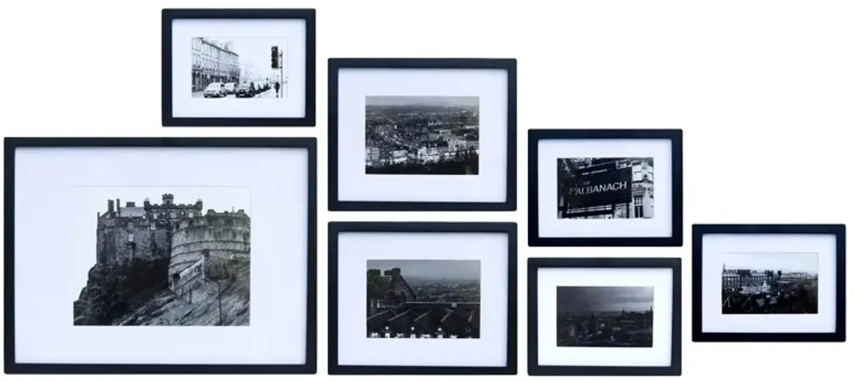 Framed Black & White Edinburgh Prints S7 - Interesting Things