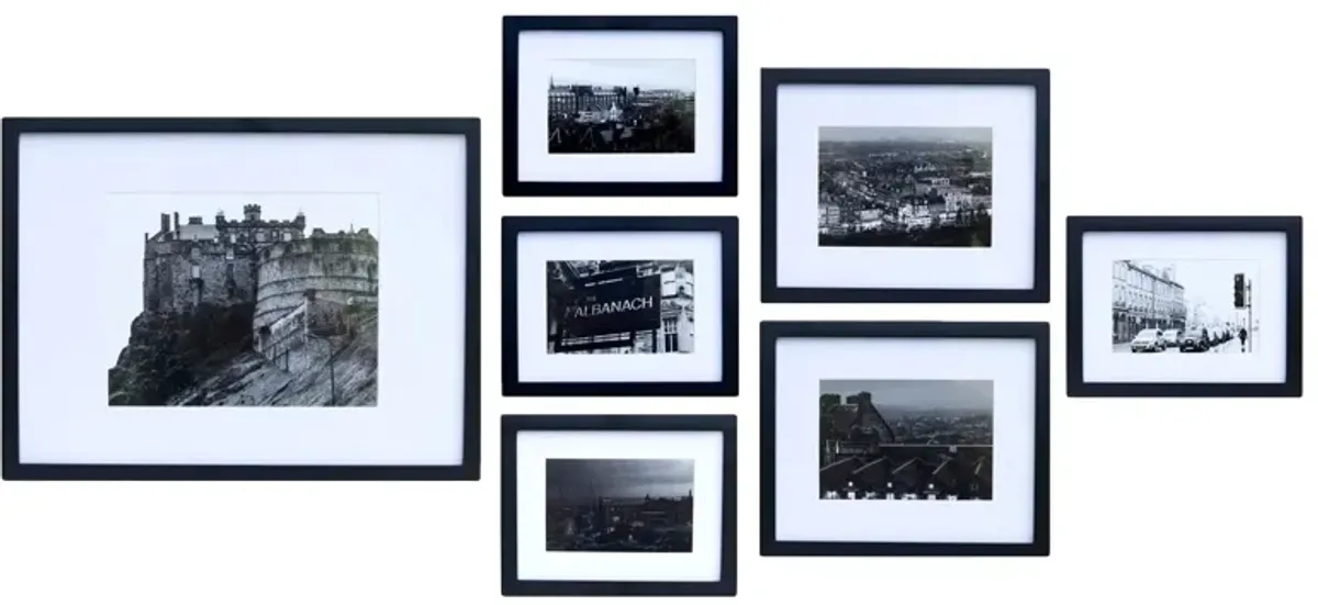 Framed Black & White Edinburgh Prints S7 - Interesting Things