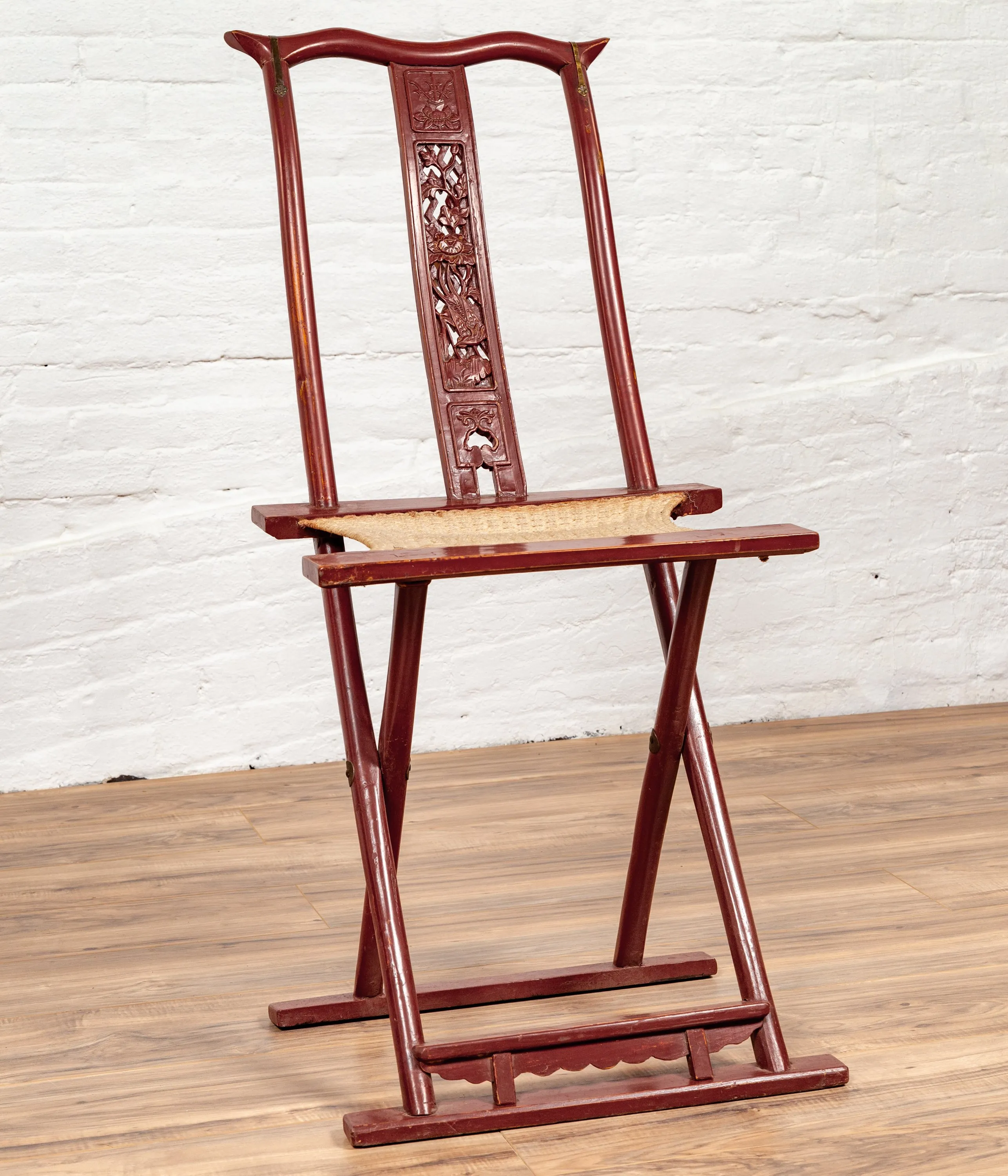 Chinese Red Lacquered Folding Chair - FEA Home