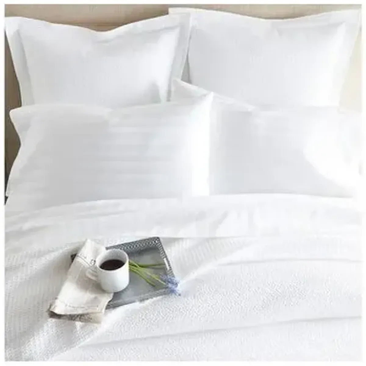 Montauk Coverlet - White - Peacock Alley