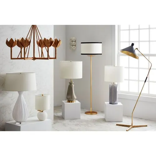 Visual Comfort - Carmilla Medium Table Lamp