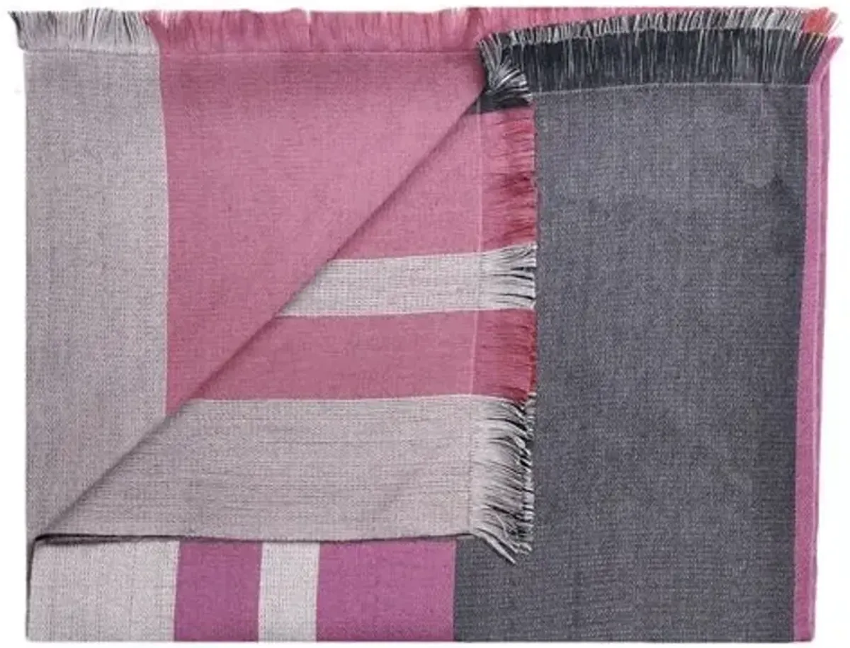 Alpaca-Blend Reversible Throw - Sangria - Shupaca - Hypoallergenic, Alpaca Wool, Fringed