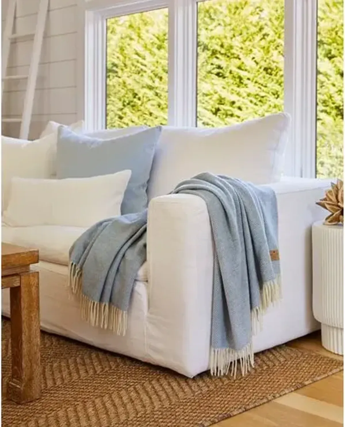 Juno Cashmere Throw - Lands Downunder - Blue, Fringed