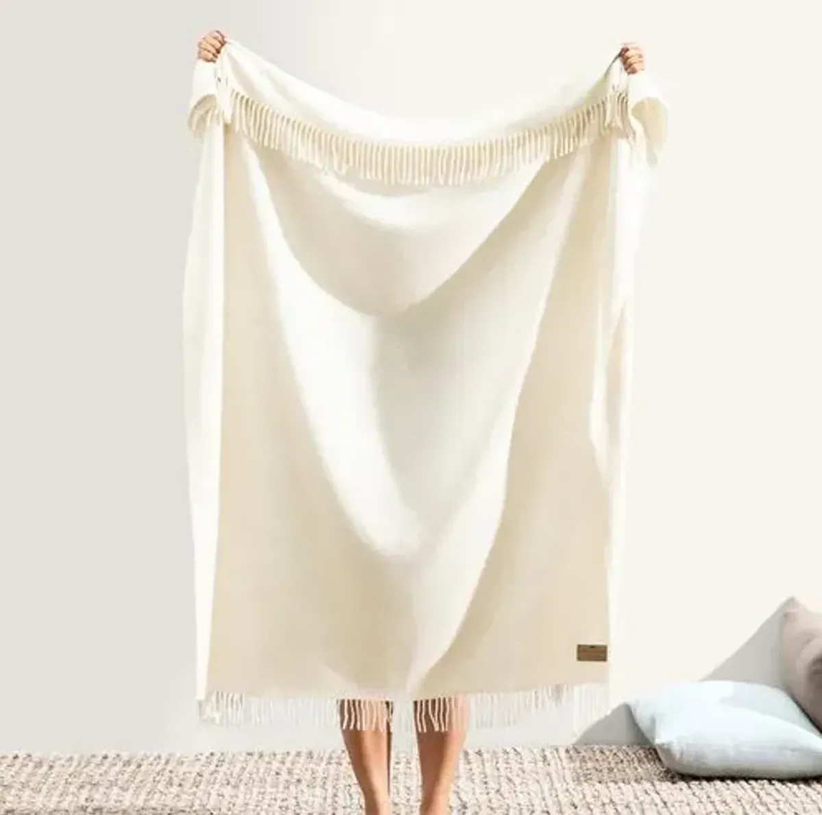 Juno Cashmere Throw - Lands Downunder - Ivory, Fringed