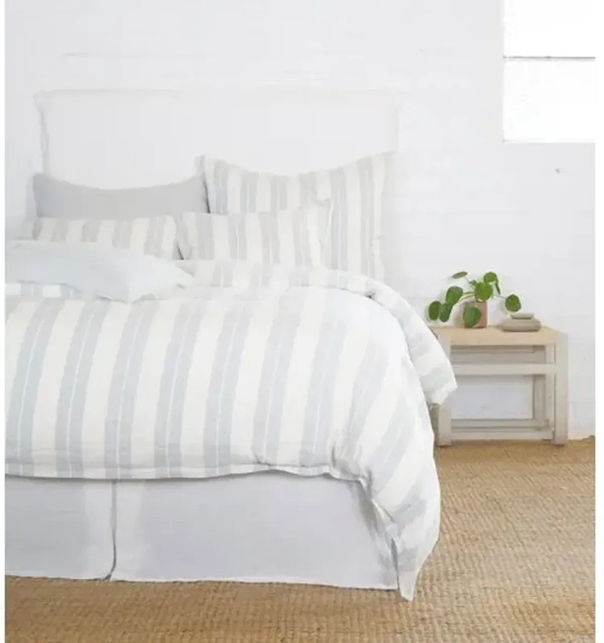 Carter Duvet Cover - Ivory/ Denim - Pom Pom at Home