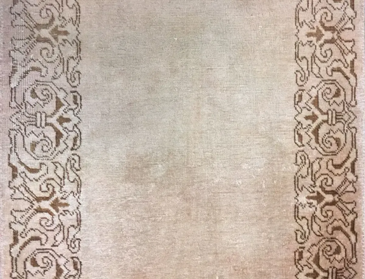 Long Turkish Sivas Runner 2'9" x 21'9" - Beige