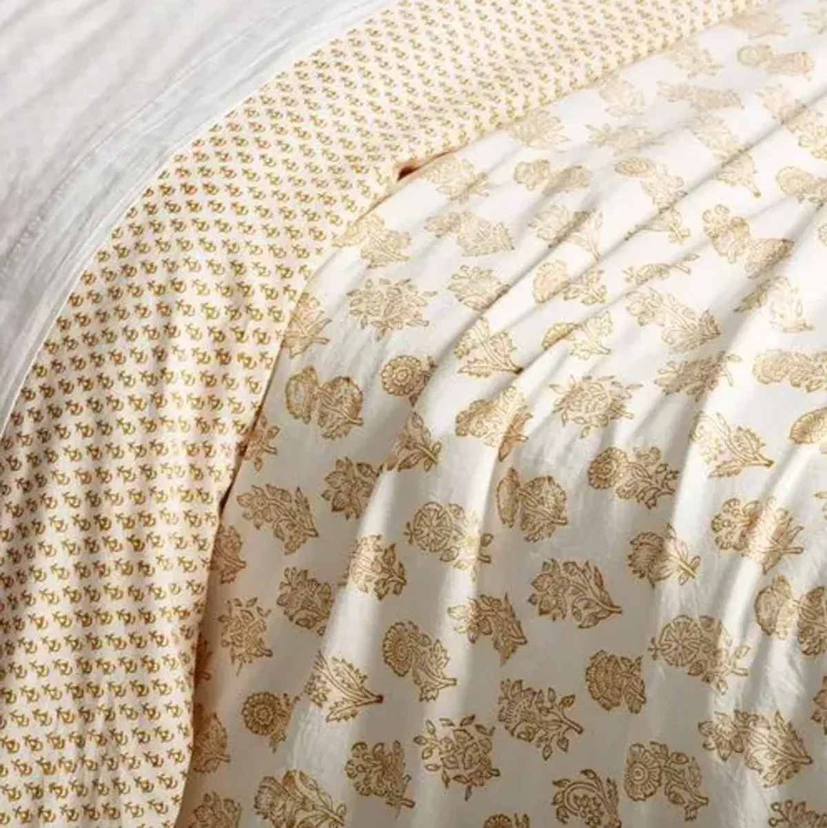 Aster Duvet Cover - Golden - Pyar & Co. - Brown