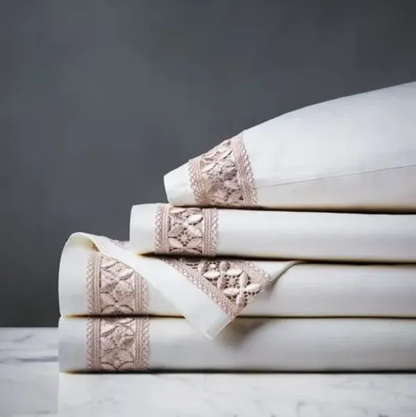 Juliet Sheet Set - White/Fawn - Eastern Accents, 300 Thread Count, Egyptian Cotton Sateen, Soft and Luxurious