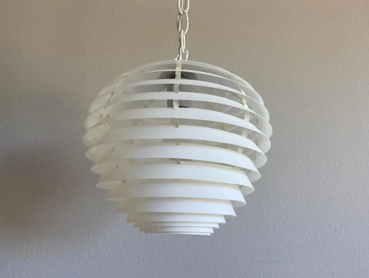 Danish Modern Pendant - C the Light Interiors - White