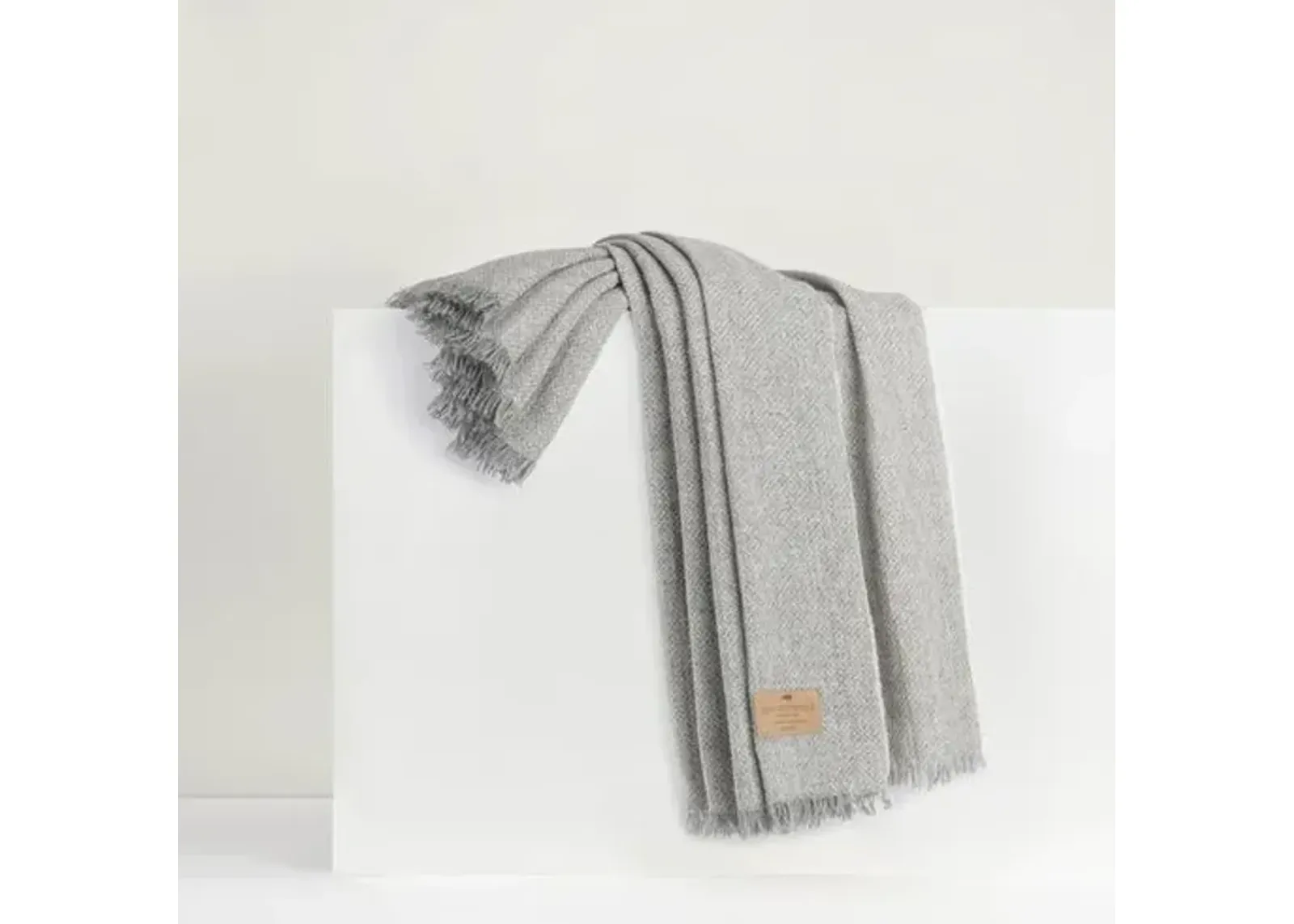 Italian Luna Cashmere Throw - Lands Downunder - Gray