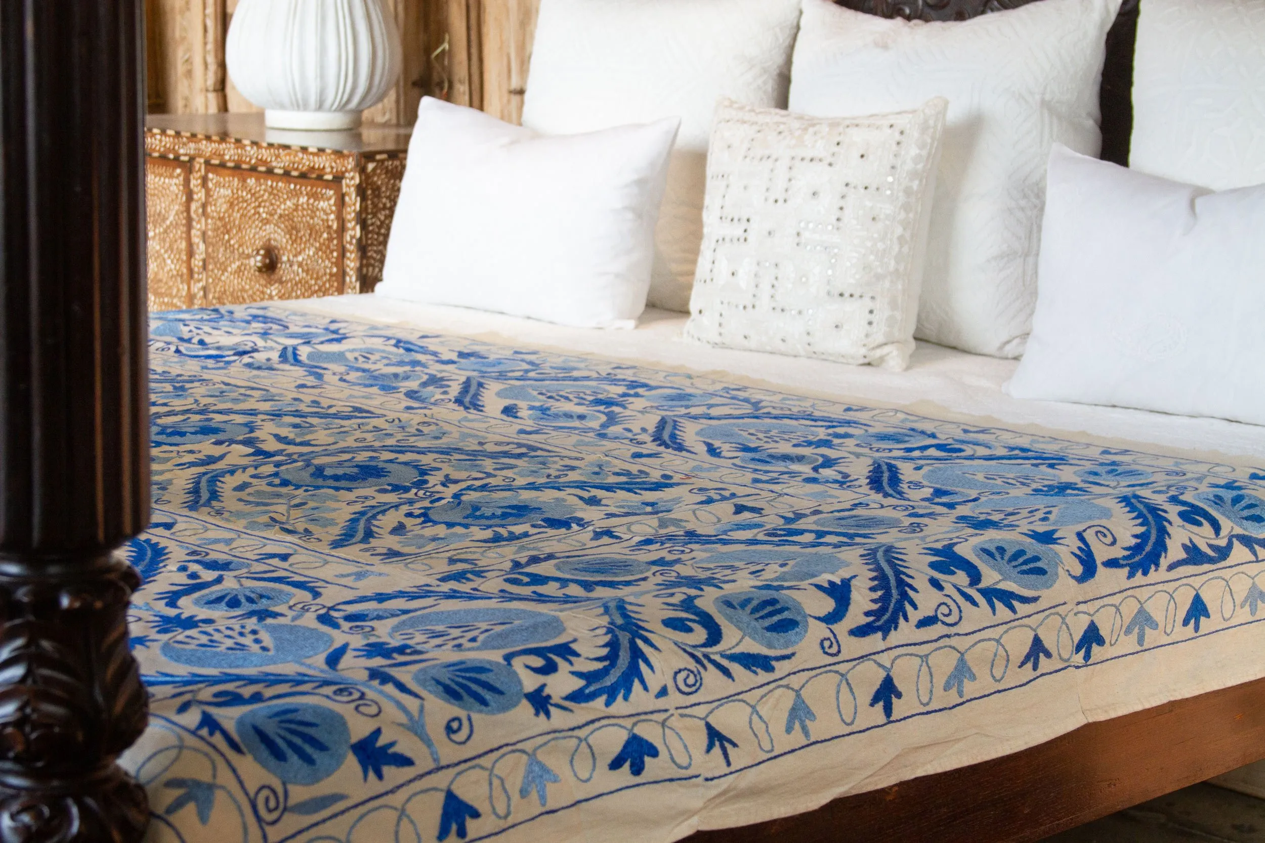 Syam Suzani Throw - de-cor - Handcrafted - Blue