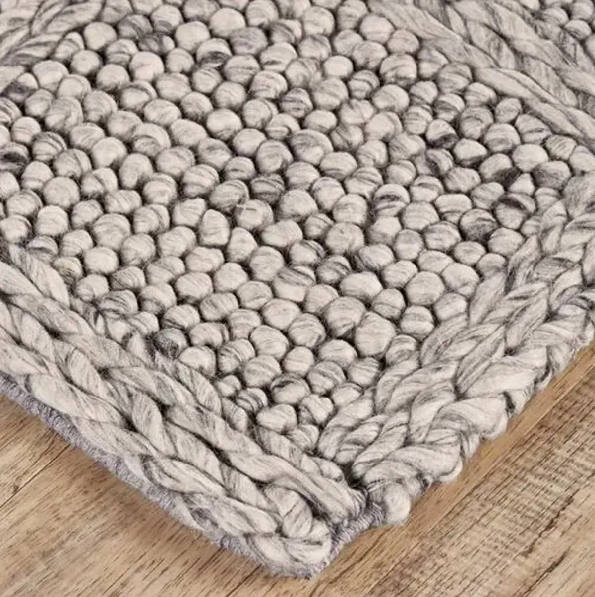 Genet Geometric Handwoven Rug - Natural/Gray - Gray