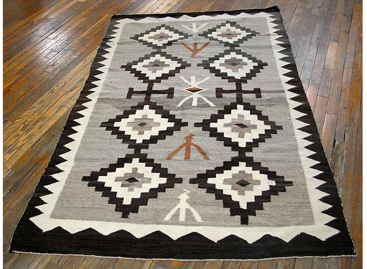 Navajo Rug - 4'2" x 6'9" - Gray - Gray