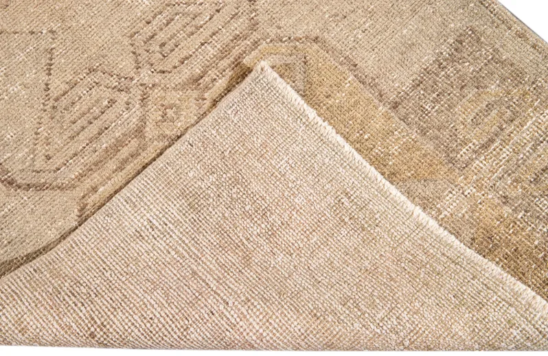 Mid-20th Century Turkish Wool Runner - Apadana - Beige