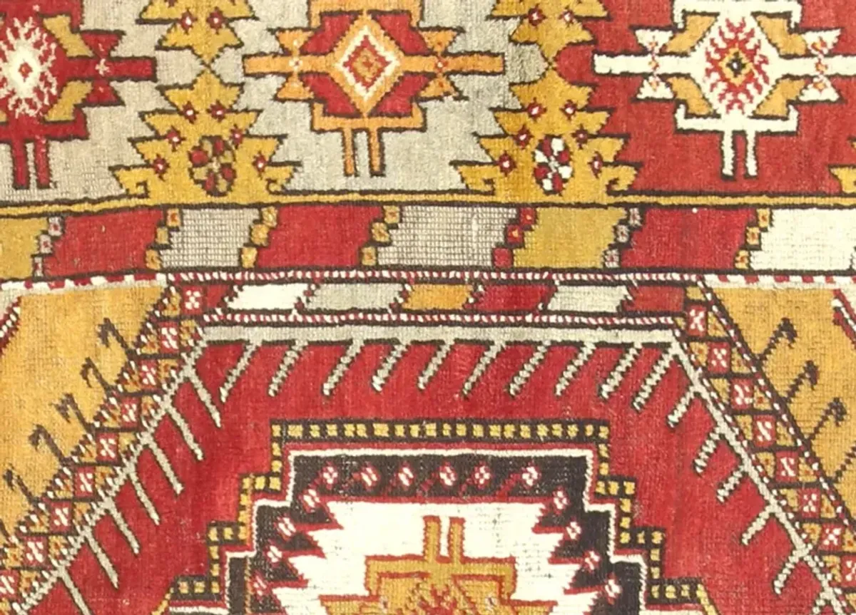 1960s Turkish Oushak Rug - 4' x 6' - Nalbandian - Red - Red