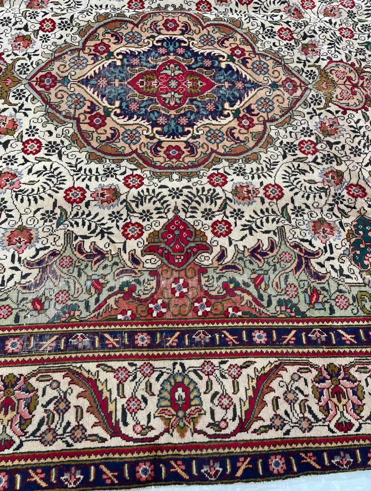 7'11" x 11'4" Vintage Persian Rug - F.J. Kashanian - Red - Red