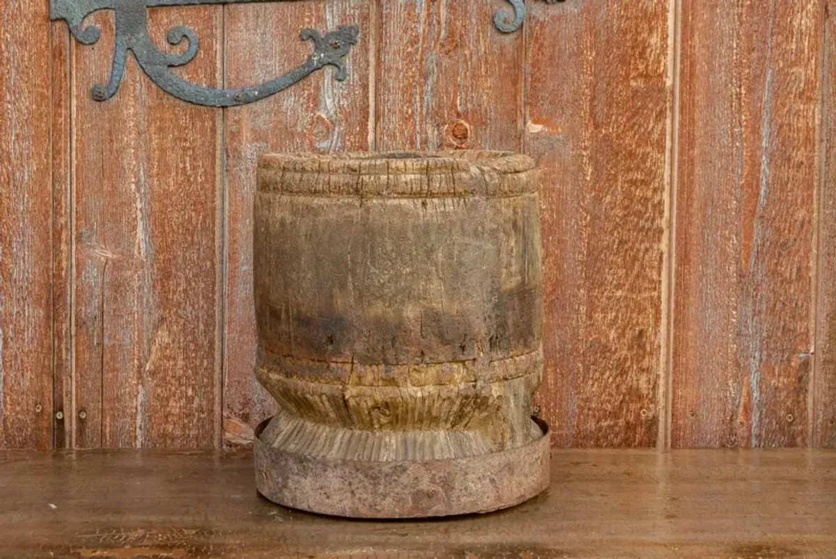 Antique Rustic Oxidize Grinder Outdoor Pot - de-cor - brown