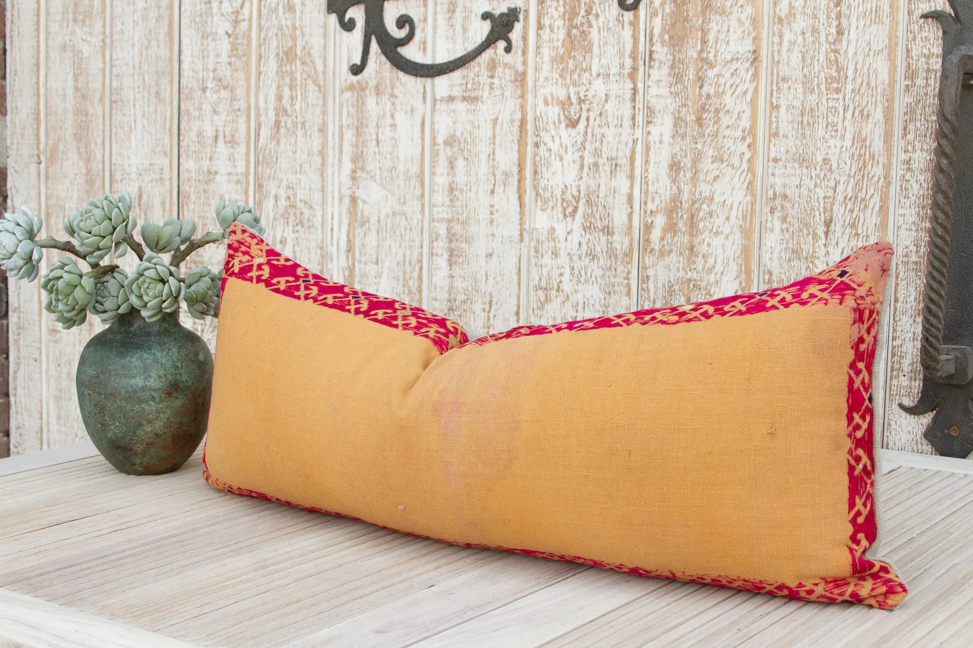 Antique Dayita Sindh Silk Pillow - de-cor