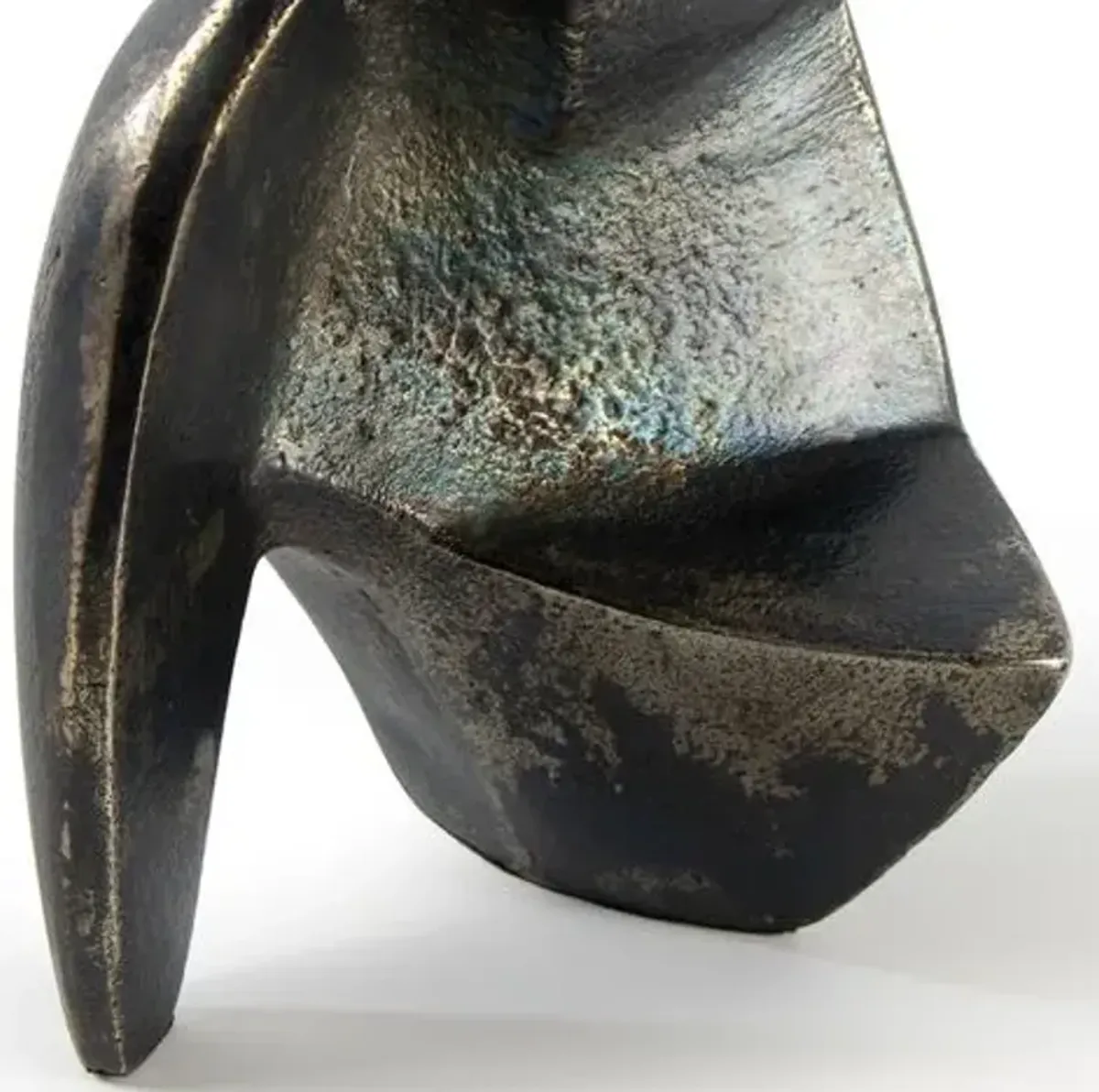 Diety Objet - Blackened Zinc - Regina Andrew