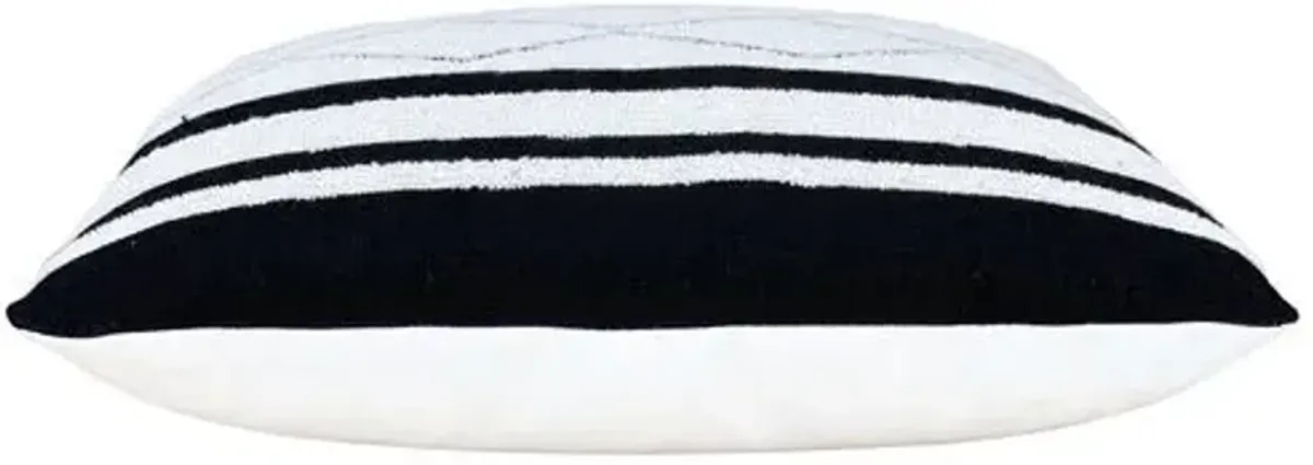 Levi Outdoor Lumbar Pillow - Black/White - Kim Salmela