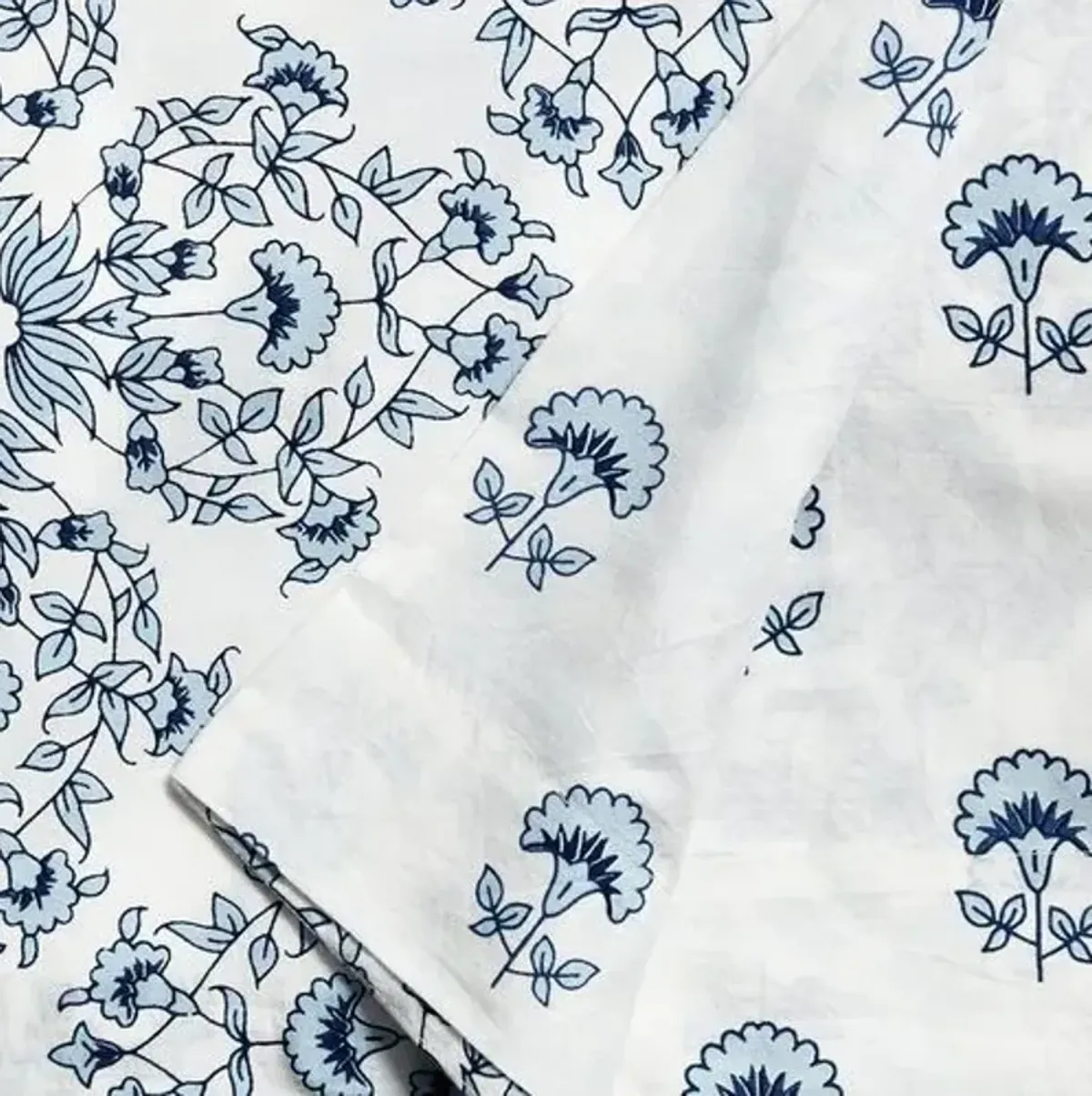 Flora Duvet Cover - Ivory/Royal Blue