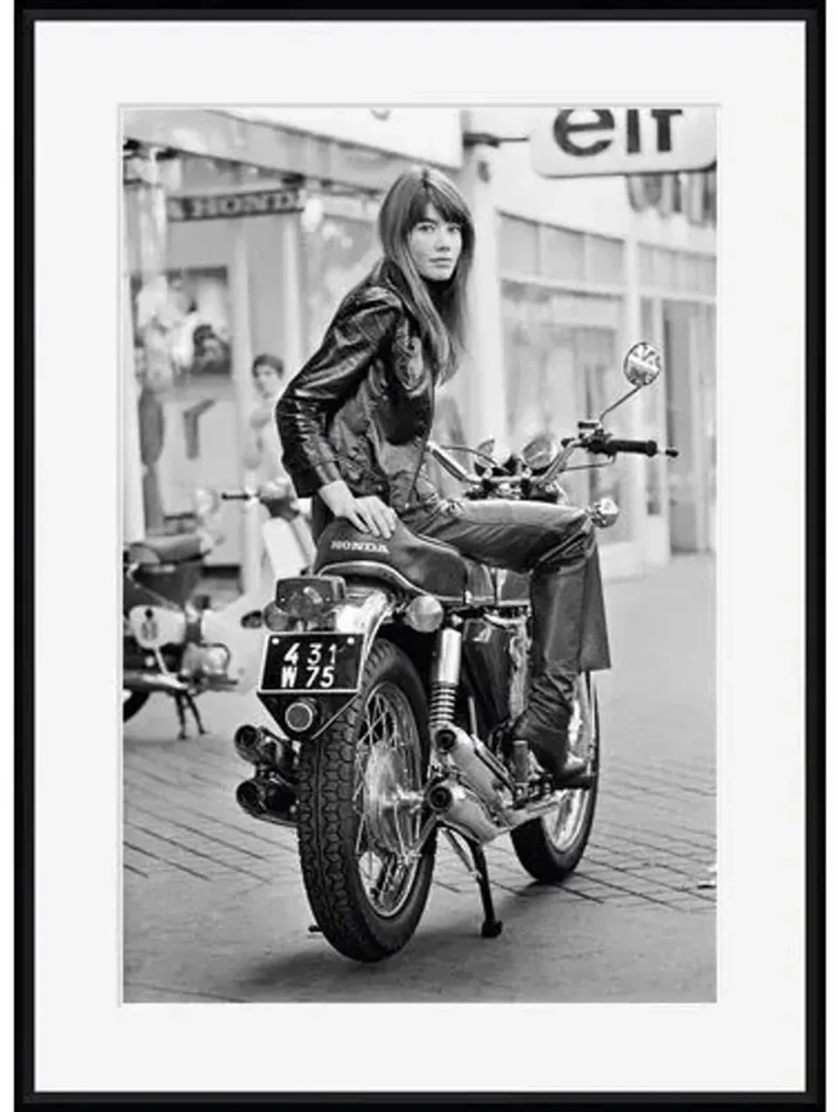 Reg Lancaster - Francoise Hardy - Black