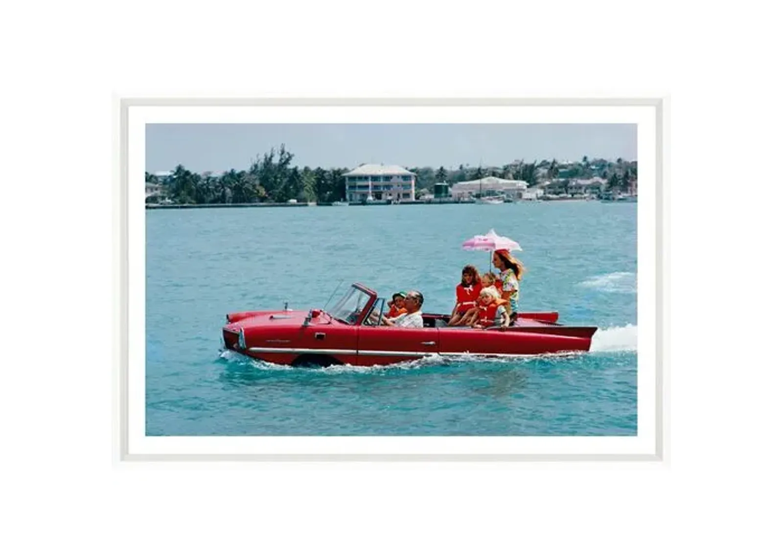 Slim Aarons - Sea Drive - White