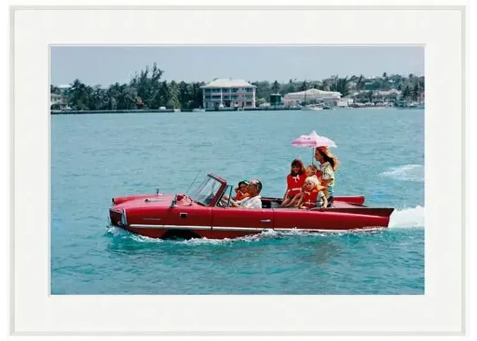 Slim Aarons - Sea Drive - White