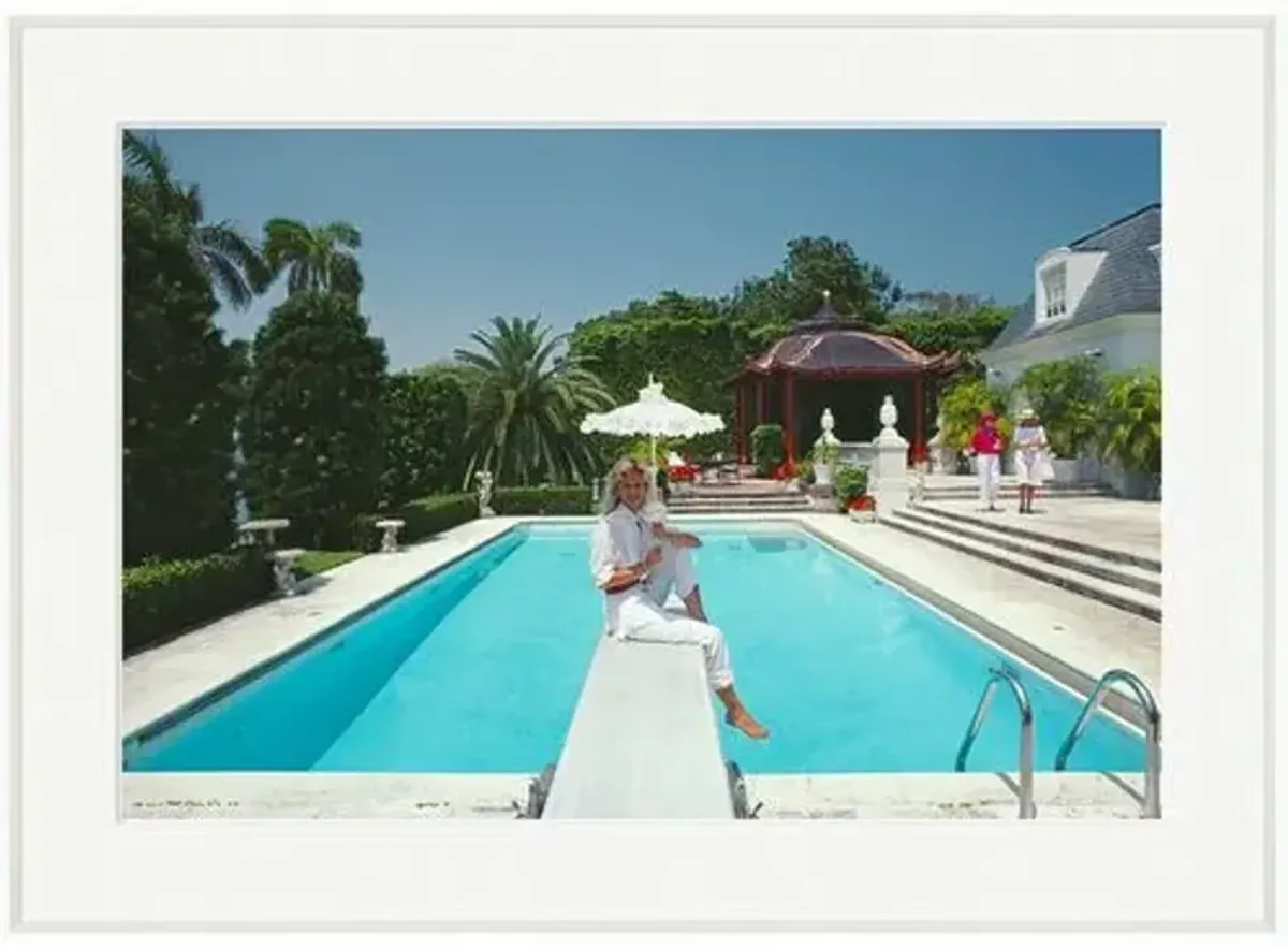 Slim Aarons - Pool and Parasol - White