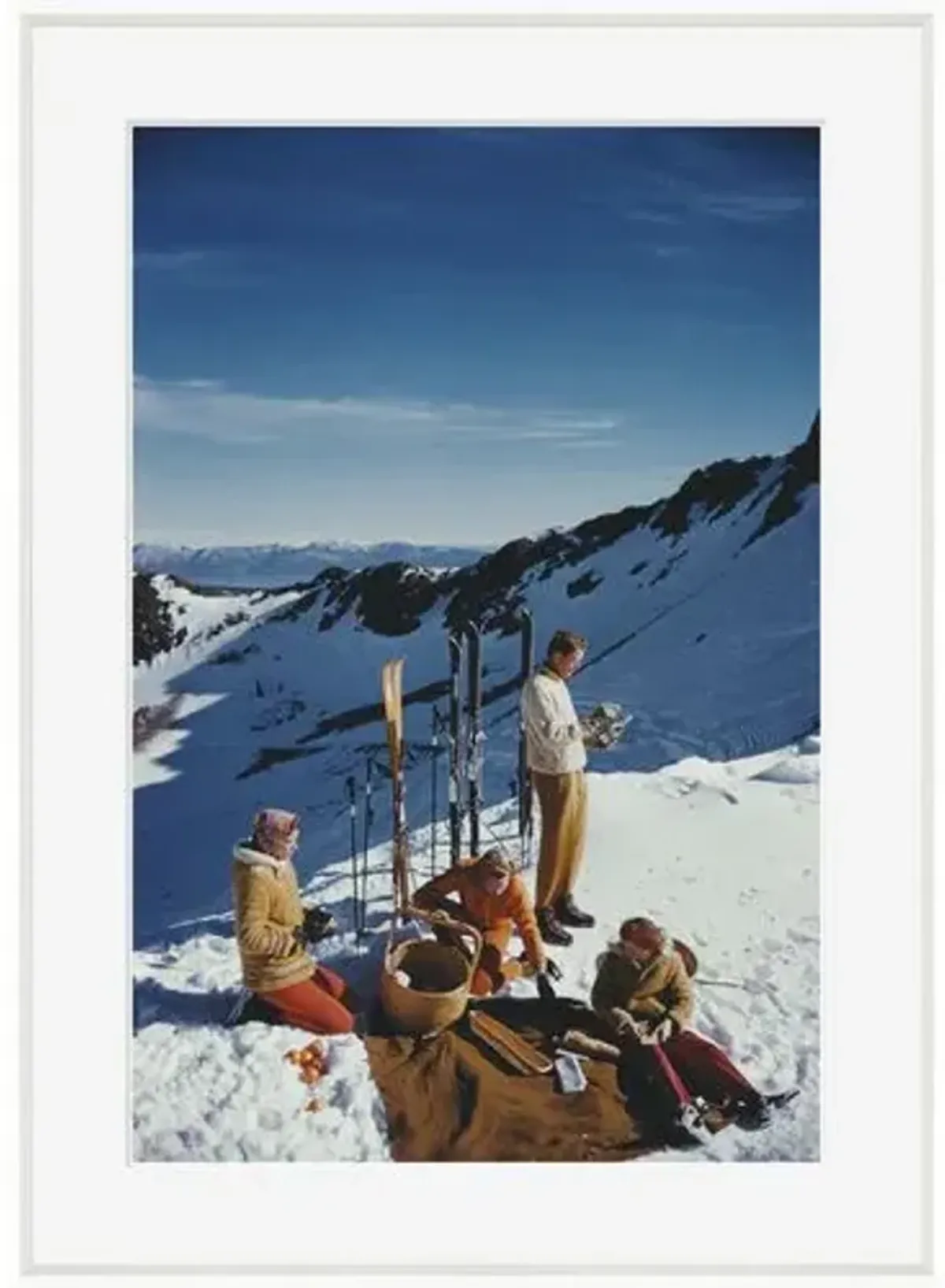 Slim Aarons - Squaw Valley Picnic - White