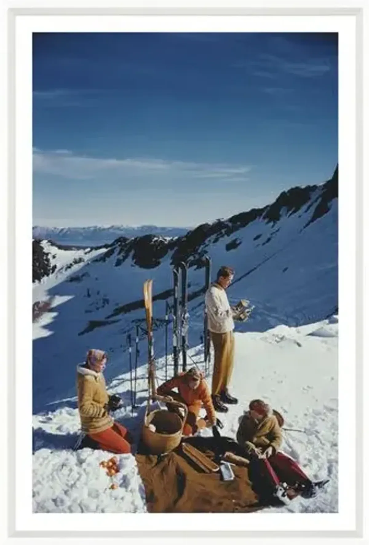 Slim Aarons - Squaw Valley Picnic - White